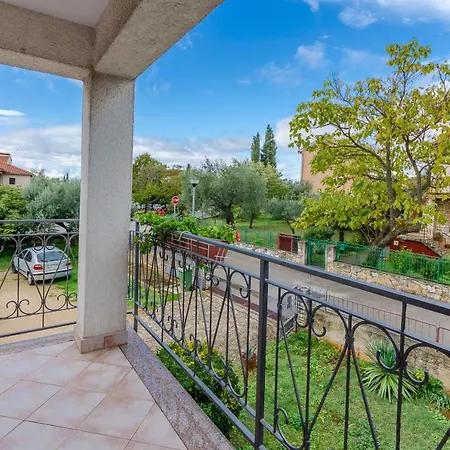 Apartment Zdenko Rovinj Exterior photo
