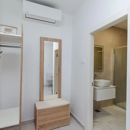 Apartment Zdenko Rovinj Exterior photo