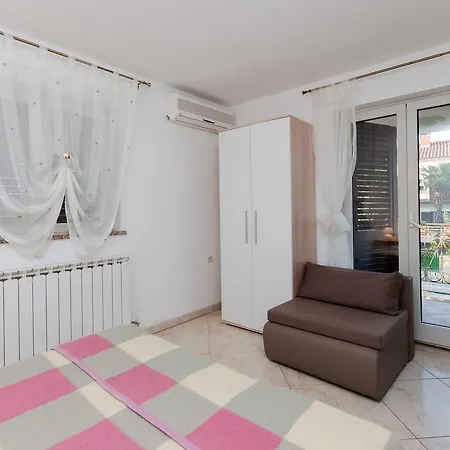 Apartment Zdenko Rovinj Exterior photo